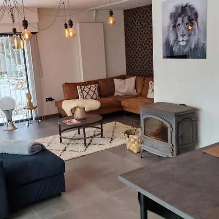 Βίλα Mado Esneux